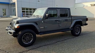 2023 Jeep Gladiator Overland 4x4