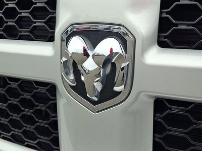 2019 RAM 1500 Classic Express Quad Cab 4x4 6'4" Box