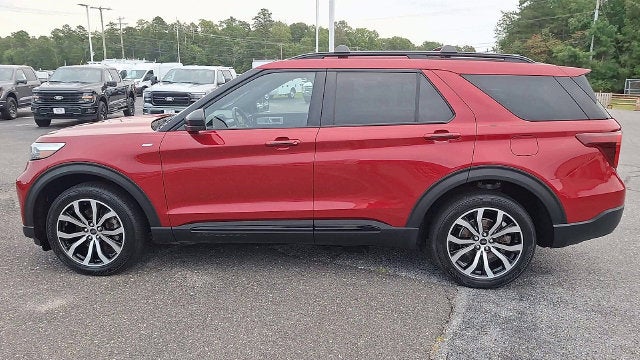 2022 Ford Explorer ST-Line