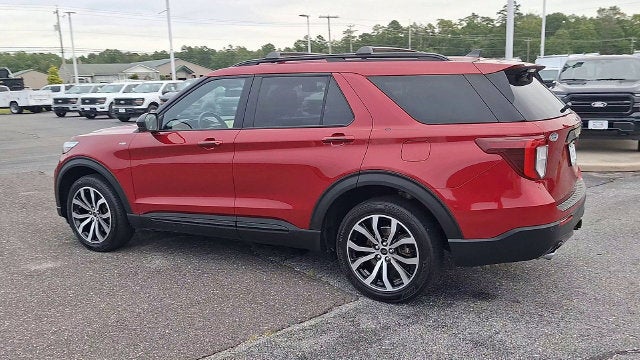2022 Ford Explorer ST-Line