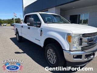 2017 Ford Super Duty F-250 SRW Lariat