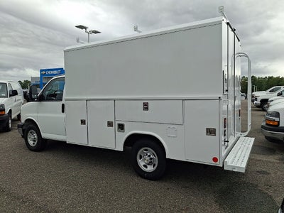 2026 Chevrolet Express Cutaway 3500 1WT