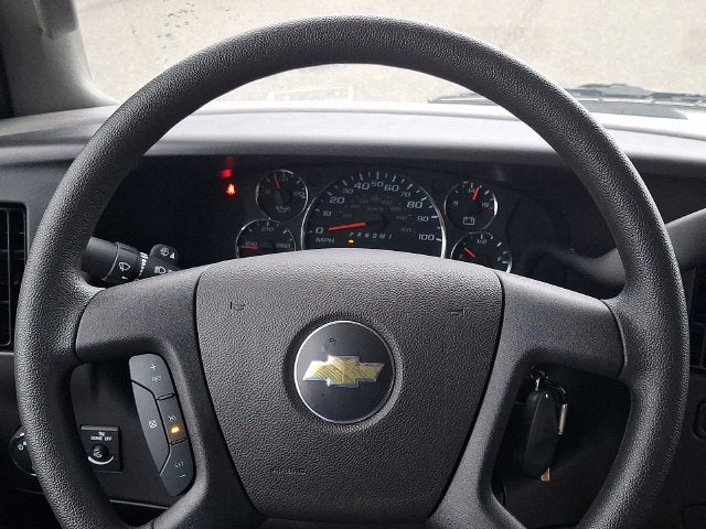 2026 Chevrolet Express Cutaway 3500 1WT