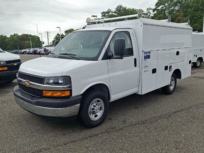2026 Chevrolet Express Cutaway 3500 1WT
