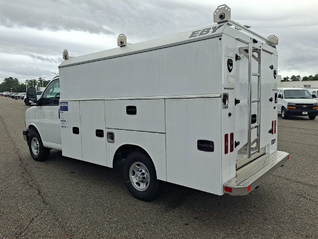 2026 Chevrolet Express Cutaway 3500 1WT