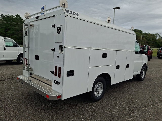 2026 Chevrolet Express Cutaway 3500 1WT