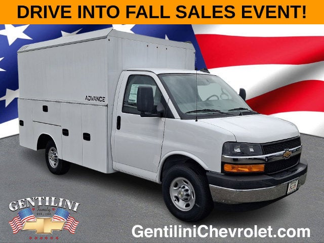 2025 Chevrolet Express Cutaway 3500 1WT