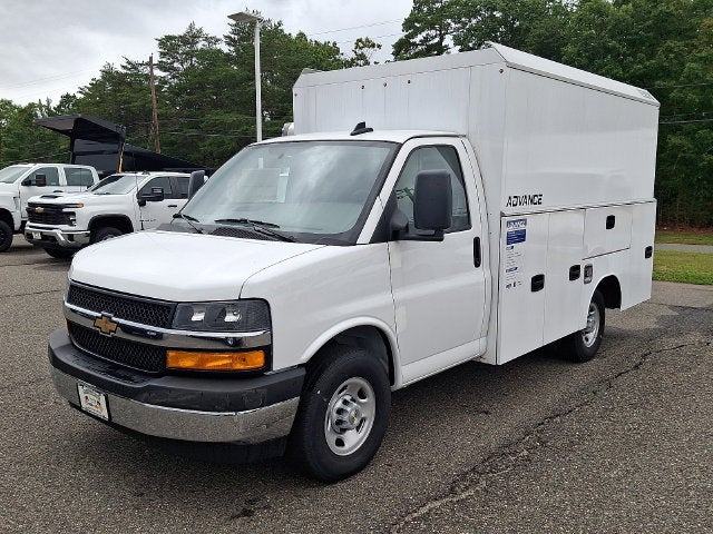 2025 Chevrolet Express Cutaway 3500 1WT