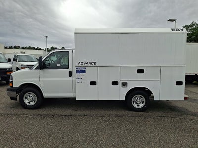 2025 Chevrolet Express Cutaway 3500 1WT