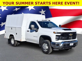 2025 Chevrolet Silverado 3500 HD Chassis Cab Work Truck