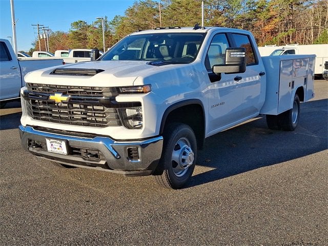 2025 Chevrolet Silverado 3500 HD Chassis Cab Work Truck