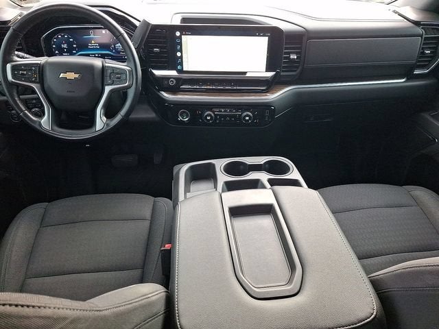2022 Chevrolet Silverado 1500 LT (2FL)