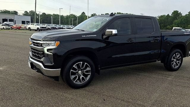 2022 Chevrolet Silverado 1500 LT (2FL)