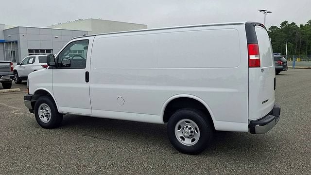 2023 Chevrolet Express Cargo 2500 WT