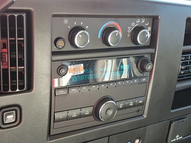 2026 Chevrolet Express Cargo 2500 WT