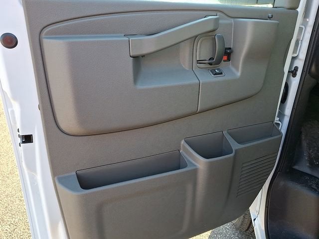 2026 Chevrolet Express Cargo 2500 WT