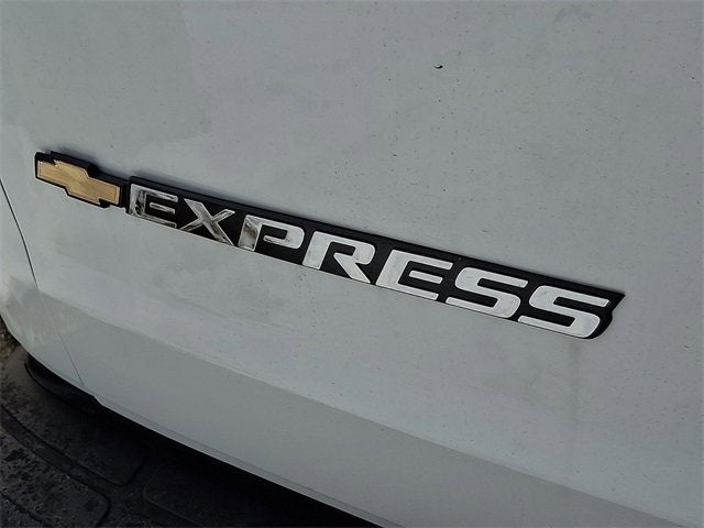 2026 Chevrolet Express Cargo 2500 WT