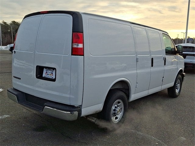 2026 Chevrolet Express Cargo 2500 WT