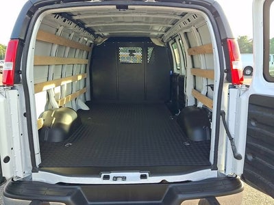 2025 GMC Savana Cargo Work Van