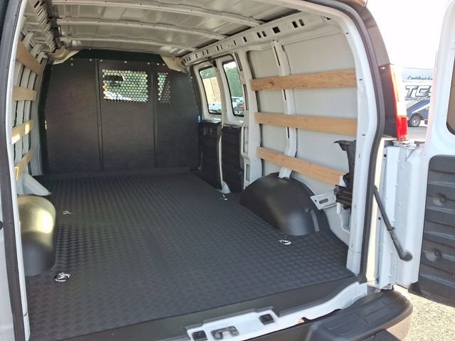 2025 GMC Savana Cargo Work Van