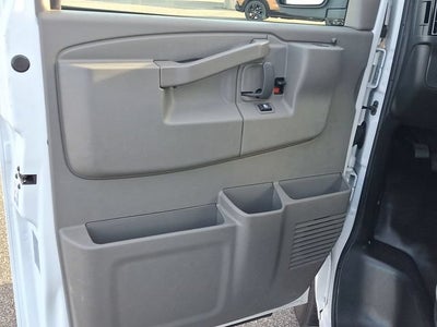 2025 GMC Savana Cargo Work Van
