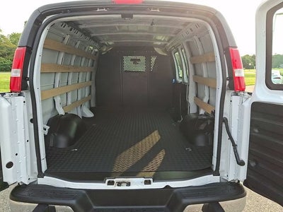 2025 GMC Savana Cargo Work Van