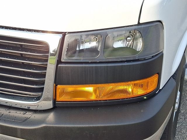 2025 GMC Savana Cargo Work Van