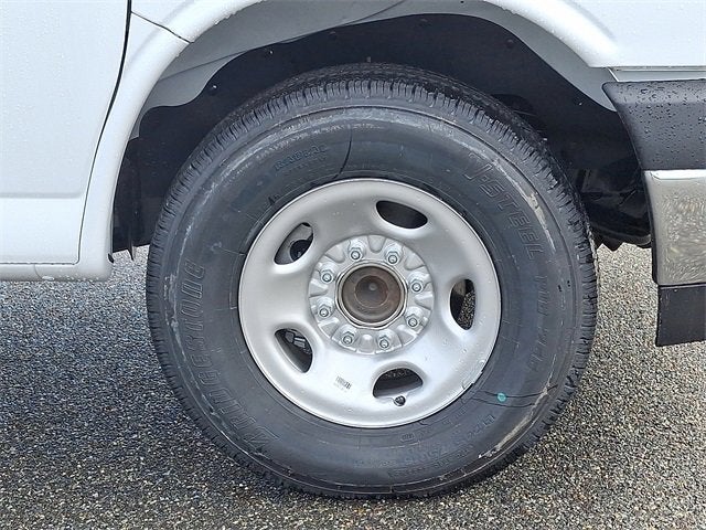 2025 Chevrolet Express Cutaway 3500 1WT