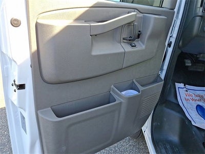 2025 Chevrolet Express Cutaway 3500 1WT