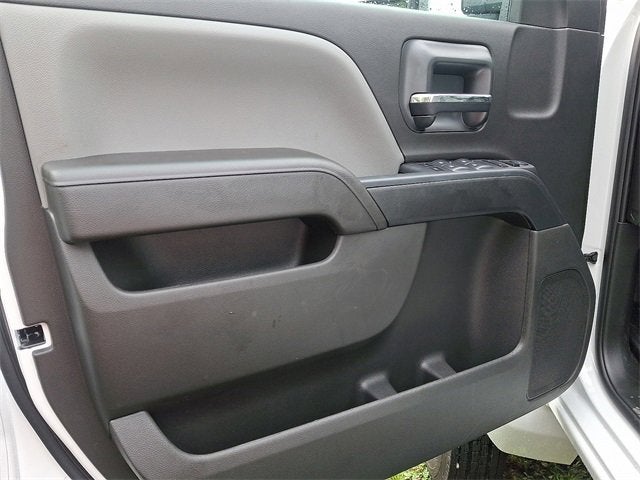 2025 Chevrolet Silverado 5500 HD Work Truck