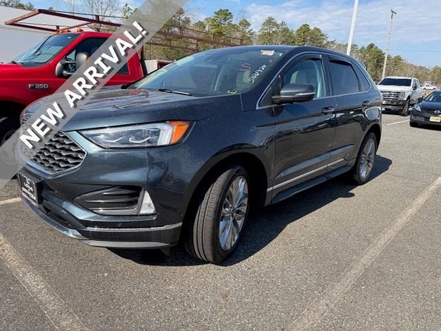 2022 Ford Edge Titanium
