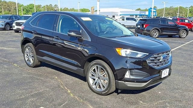 2023 Ford Edge Titanium