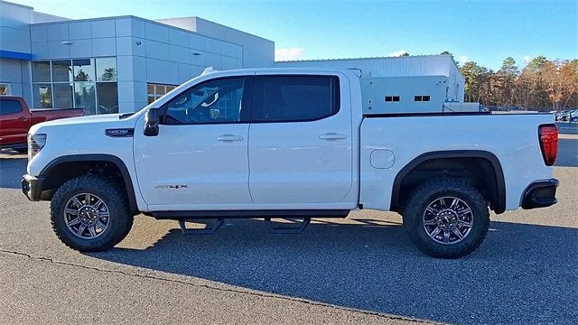 2025 GMC Sierra 1500 AT4X