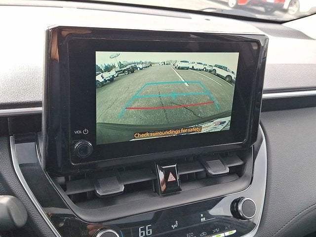 2024 Toyota Corolla Cross LE