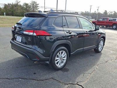 2024 Toyota Corolla Cross LE