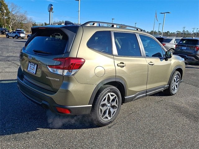 2024 Subaru Forester Premium